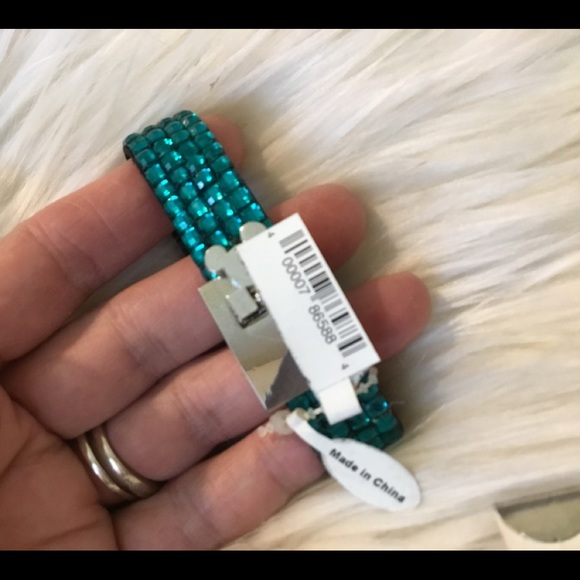 Disney Blue Rhinestone Bracelet NWT - Picture 2 of 8